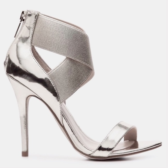 Madeline Girl Silver Storm Heels - Picture 2 of 8